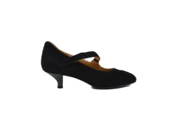 L'AMOUR DES PIEDS Kavya