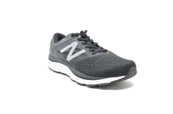 NEW BALANCE 940v4