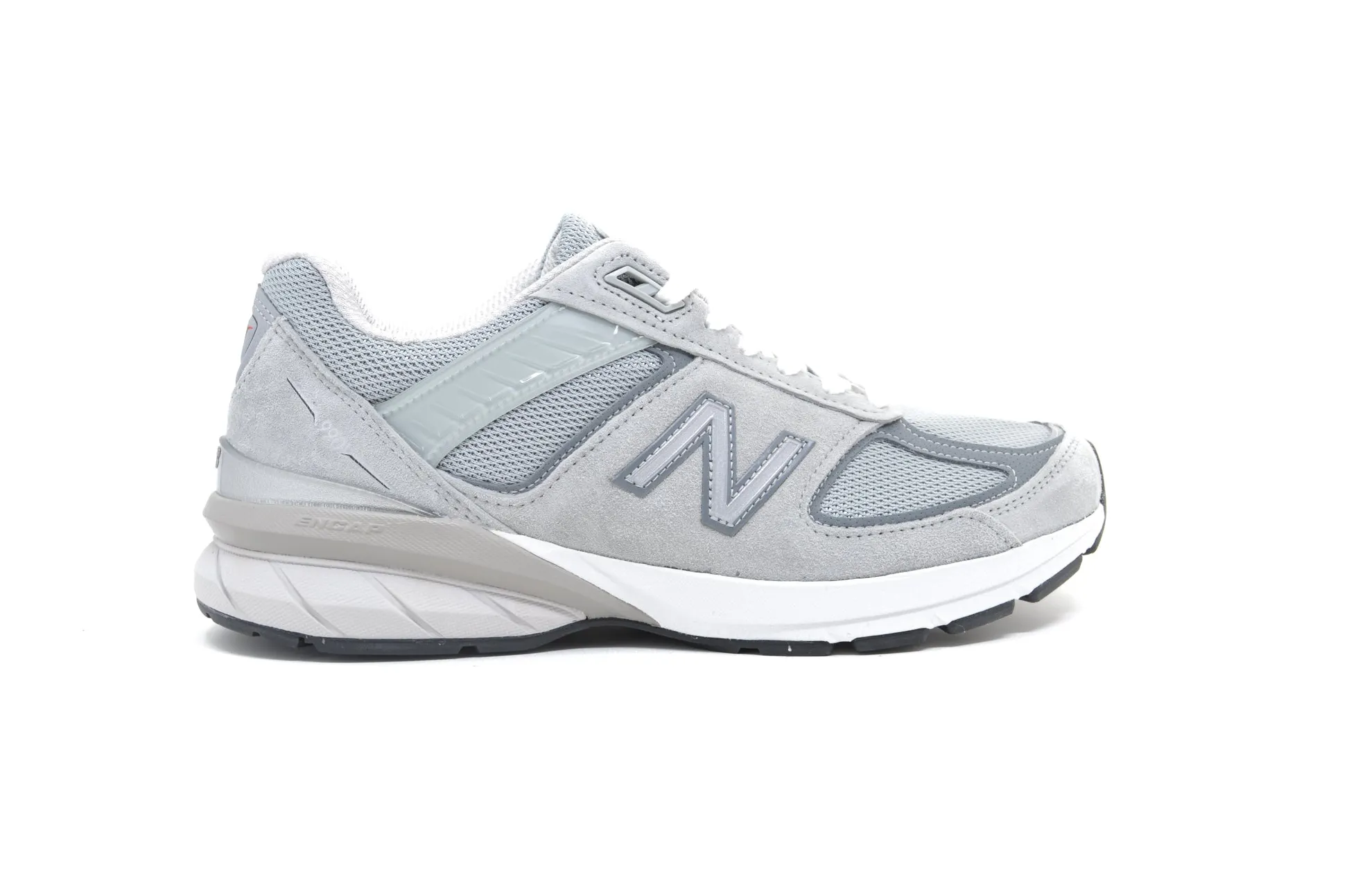 NEW BALANCE 990v5